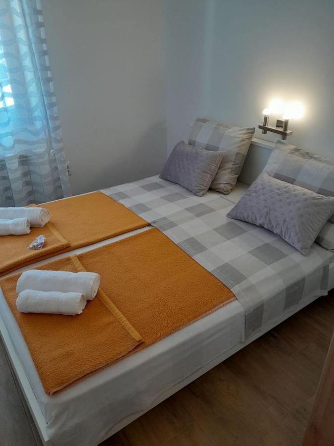 Apartment Dean Klimno Eksteriør bilde