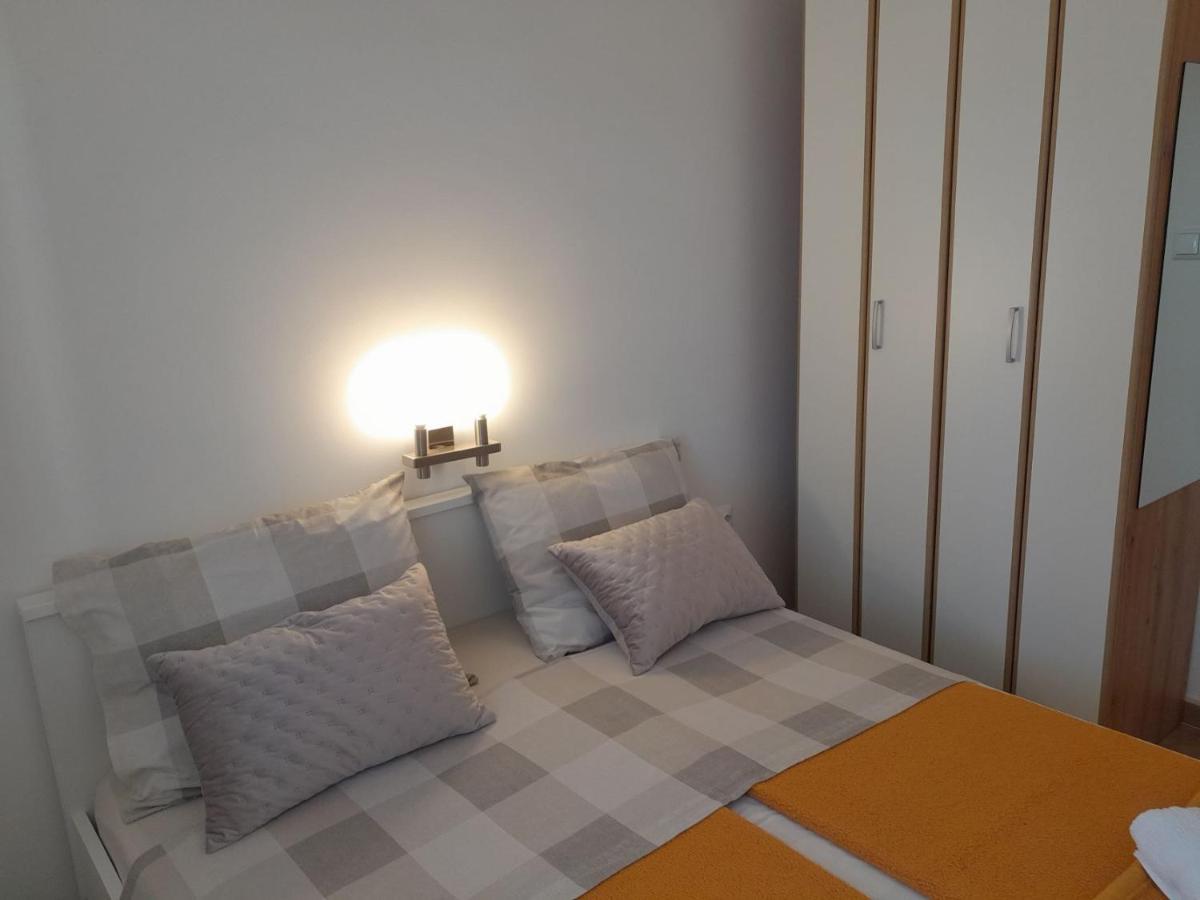Apartment Dean Klimno Eksteriør bilde